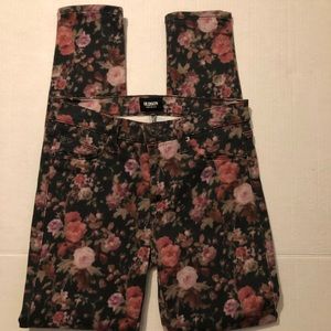 hudson floral print skinny jean size 26
